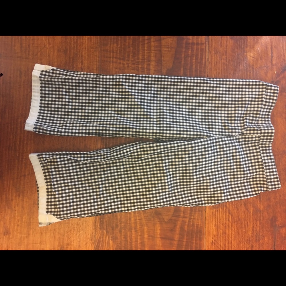 Girls checkered Capri pants